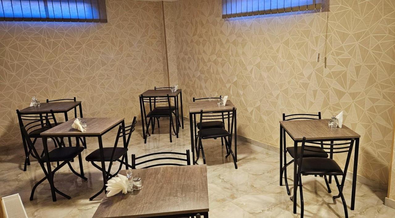 Sierra Hotel Тбилиси Екстериор снимка
