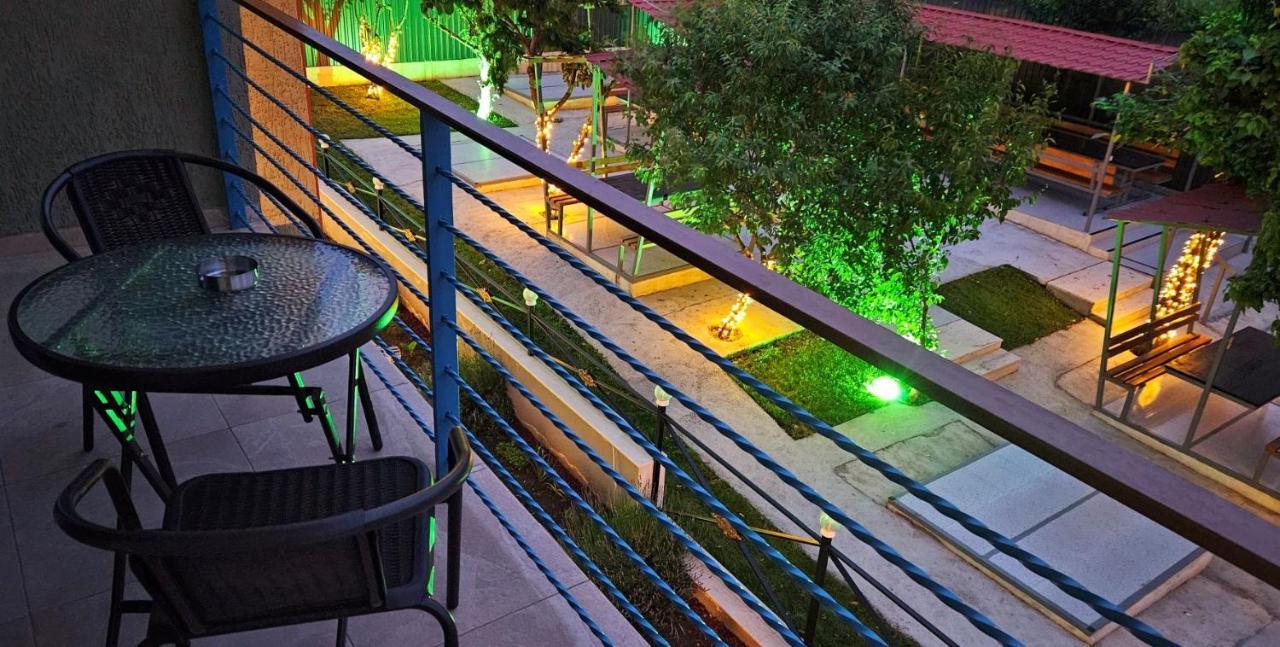 Sierra Hotel Тбилиси Екстериор снимка