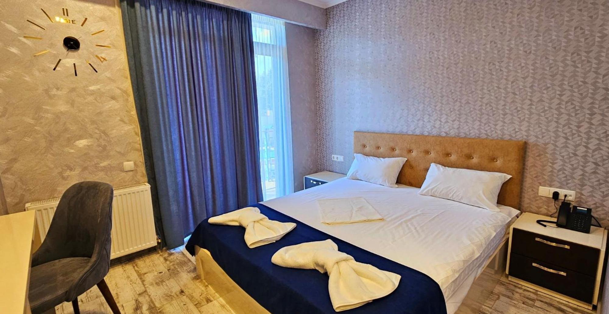 Sierra Hotel Тбилиси Екстериор снимка