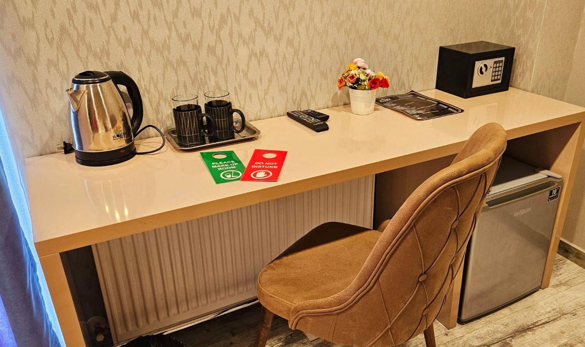 Sierra Hotel Тбилиси Екстериор снимка