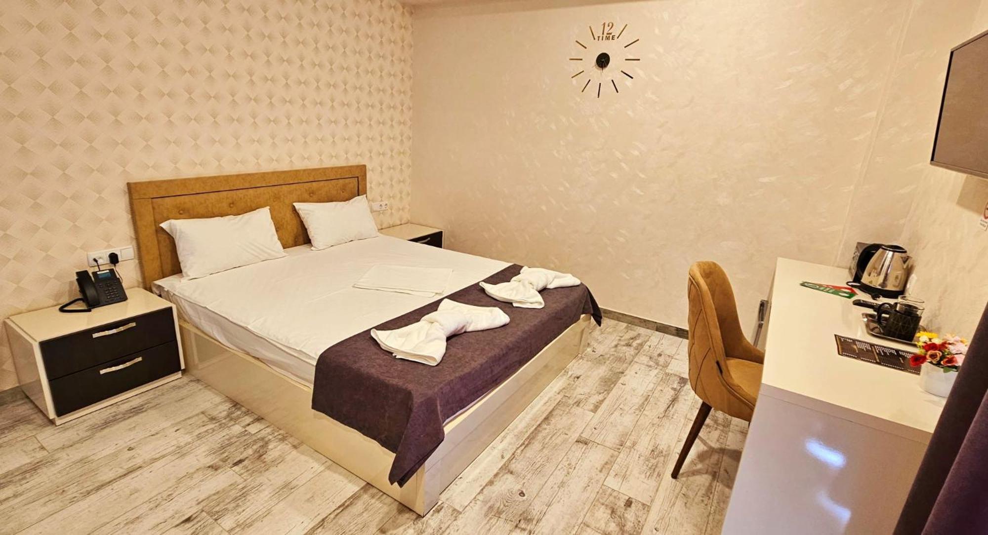 Sierra Hotel Тбилиси Екстериор снимка