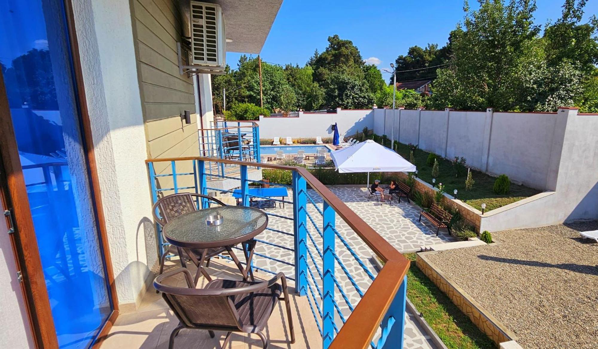Sierra Hotel Тбилиси Екстериор снимка